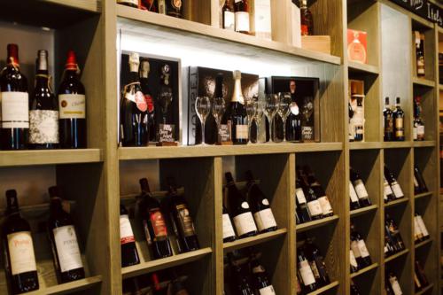 наш интерьер, винотека Classico