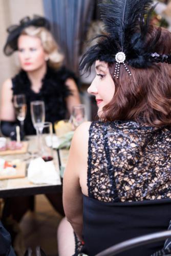 Встреча друзей в винотеке