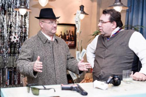 Встреча друзей в винотеке